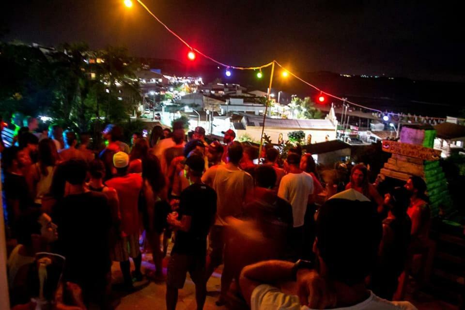 Arez Hostel Vista-Surf מראה חיצוני תמונה